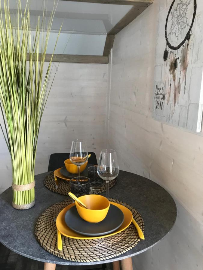Les Nuits Insolites De La Mothe - Hebergement En Bulle Ou Tiny House Avec Spa Privatif Outremecourt Exteriér fotografie